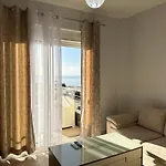 Sea View Apartment *